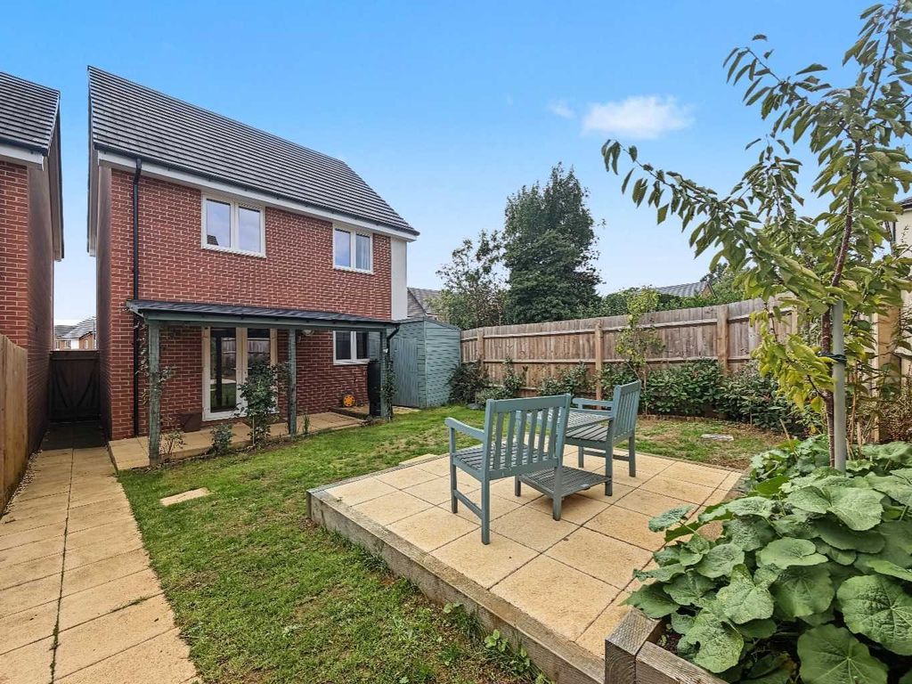 Property photo 2 of 64 5692185