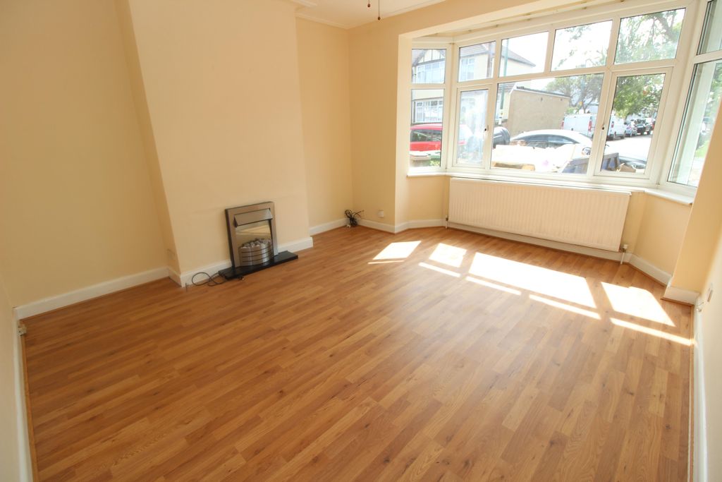 Property photo 1 of 8 Reception Room
