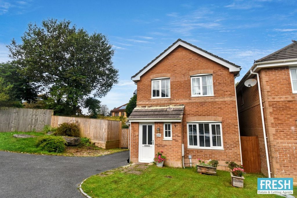 Property photo 1 of 39
