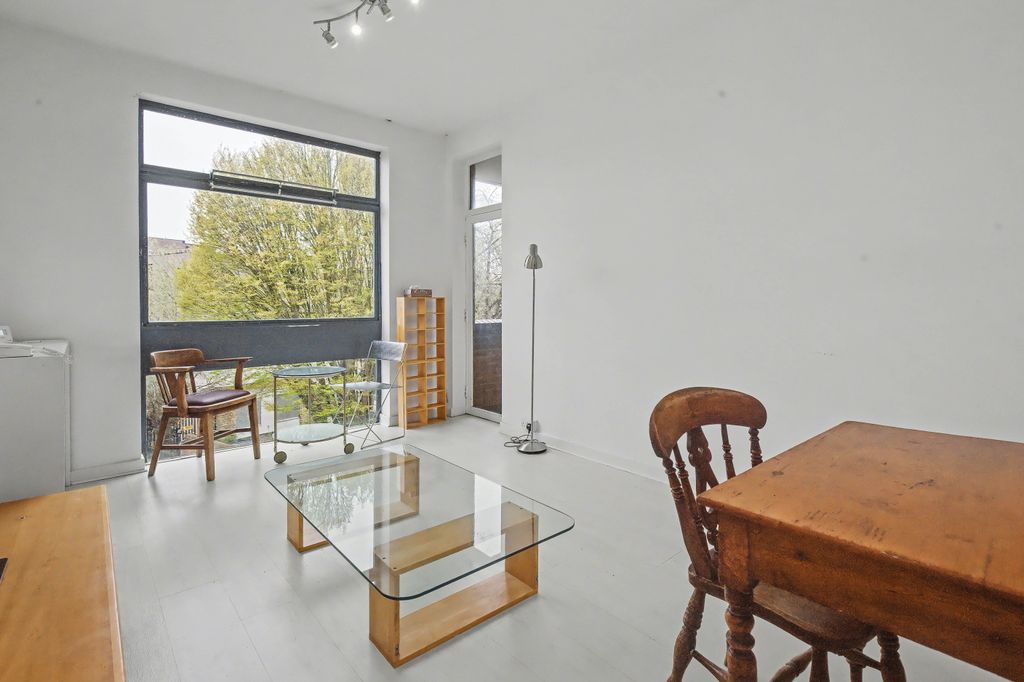 Additional image 4 of 1 bed flat for saleAlbion Place, Oxford OX1