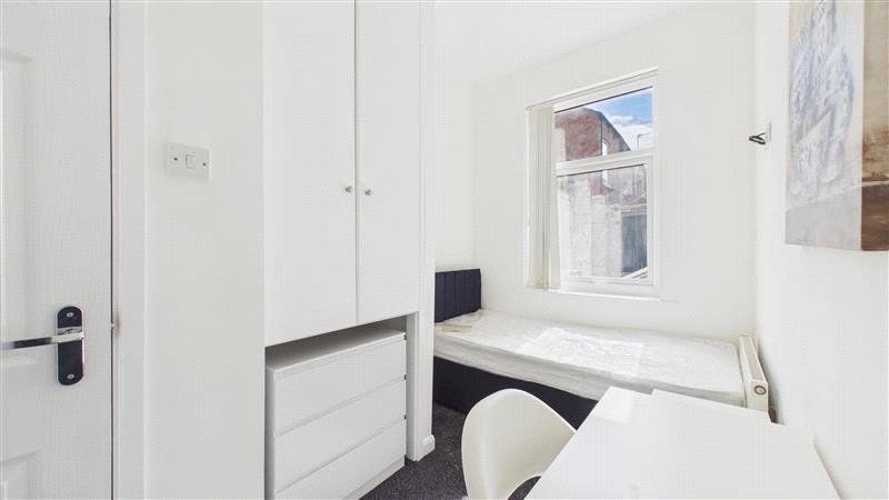 Property photo 1 of 5 Picture No. 09