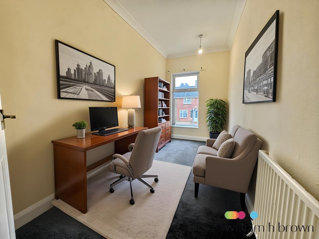 Property photo 2 of 7 Image