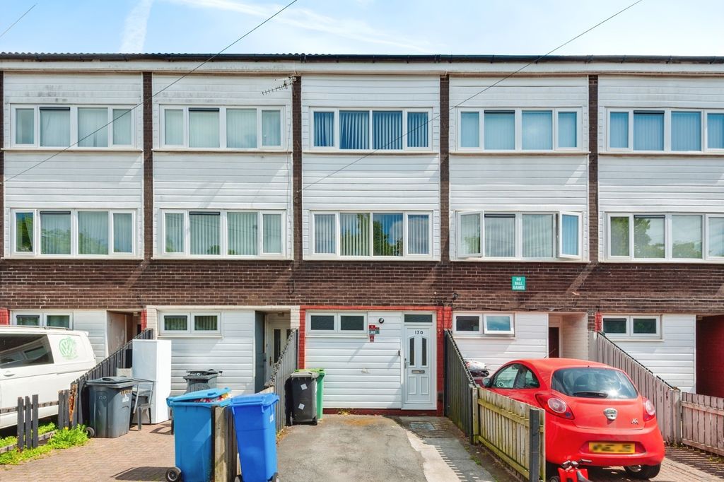 Property photo 2 of 3 Photo