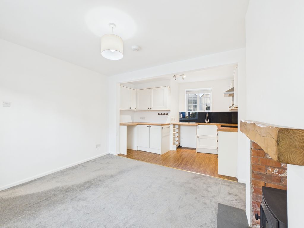 Property photo 3 of 22 Kitchen/Diner