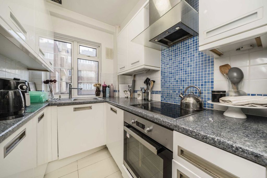 Property photo 3 of 4