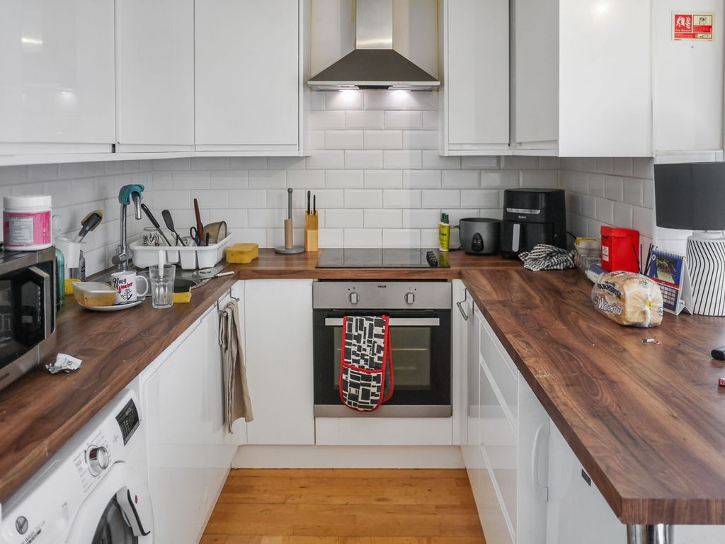 Property photo 2 of 14 Cedards9387420250822104349_P1060974_Cp51Q.Jpg