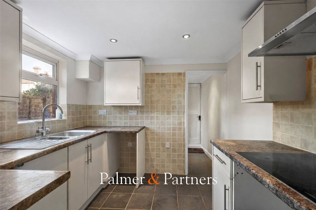 Property photo 3 of 18 Picture No. 19