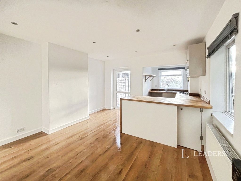 Property photo 1 of 8 Pbox-Img.Jpg