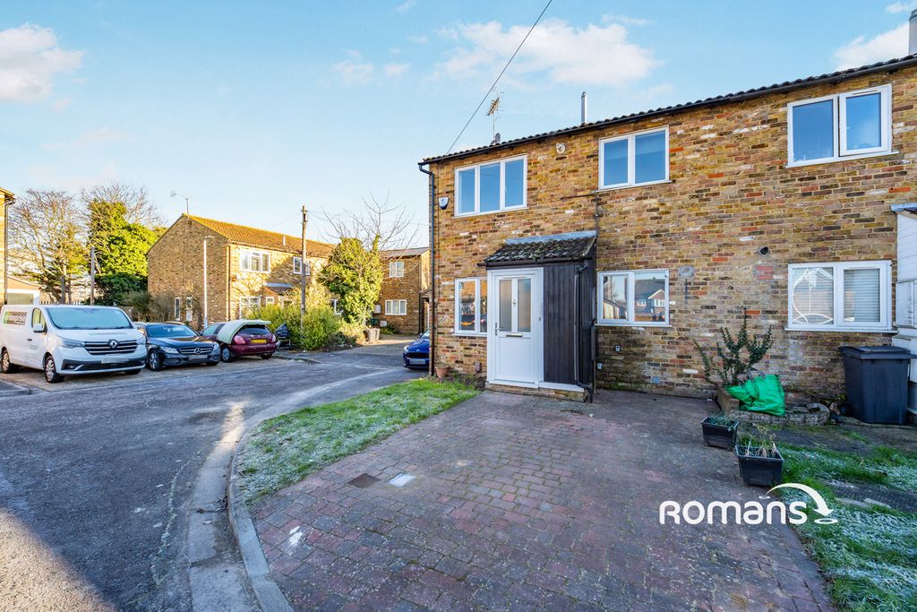 Property photo 1 of 10 Photo