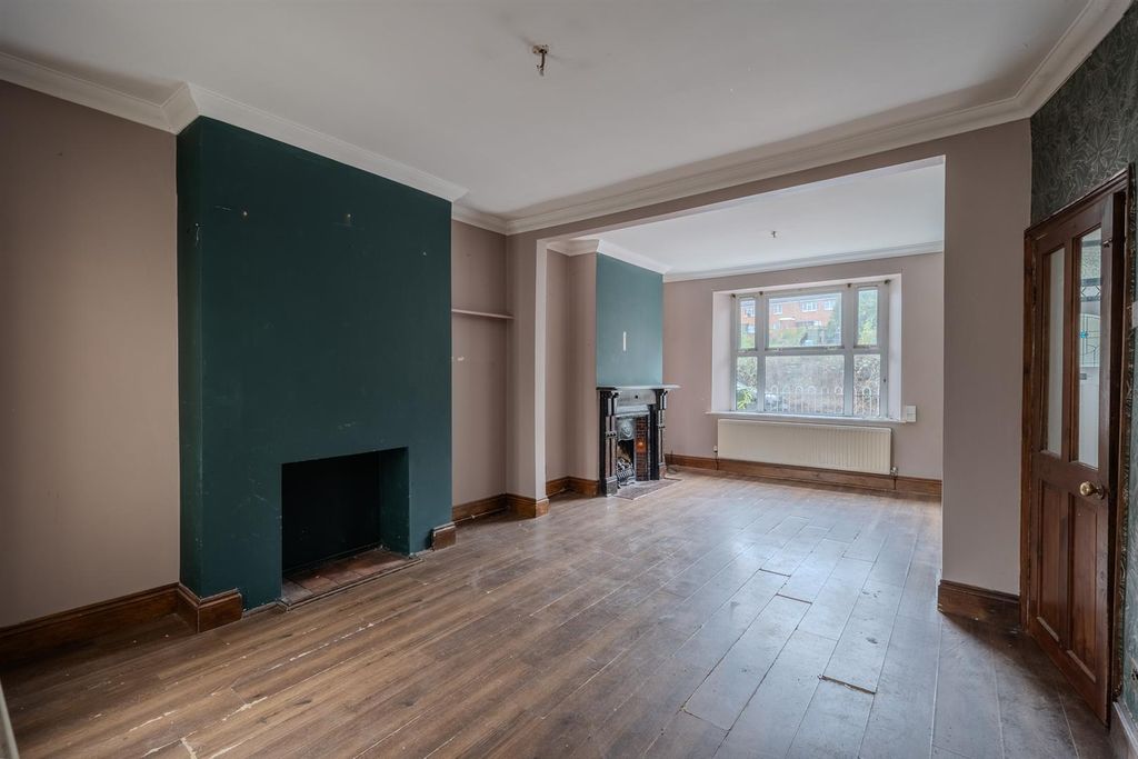 Property photo 3 of 23 37 Rochdale Terrace-11.Jpg