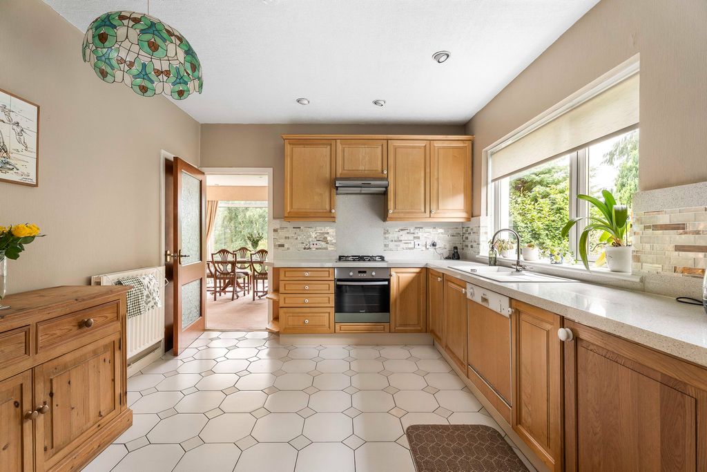 Property photo 2 of 70