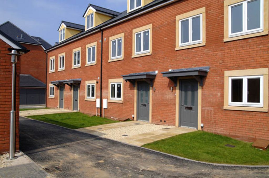 Property photo 1 of 31