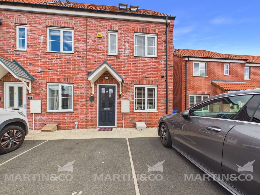 Property photo 1 of 20 Cam02406G0-Pr0650-Still023