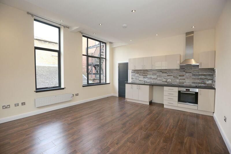 Property photo 1 of 10 Kitchen