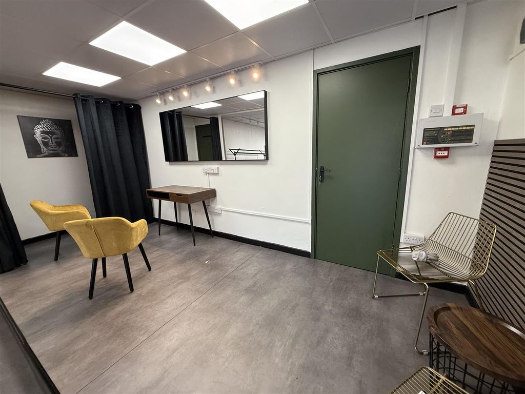 Property photo 3 of 11 Tempimage71Wann.Jpg