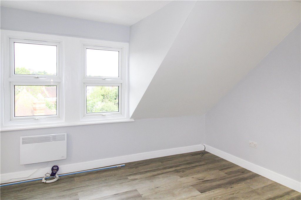 Property photo 3 of 6 Studio