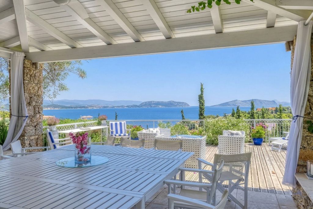 Property photo 2 of 25