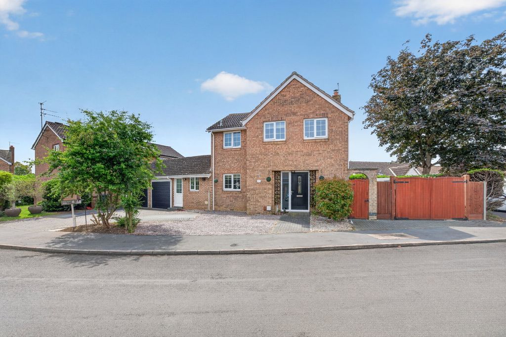 Property photo 1 of 55