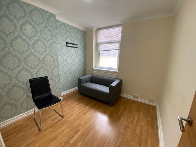 Property photo 3 of 6 Image