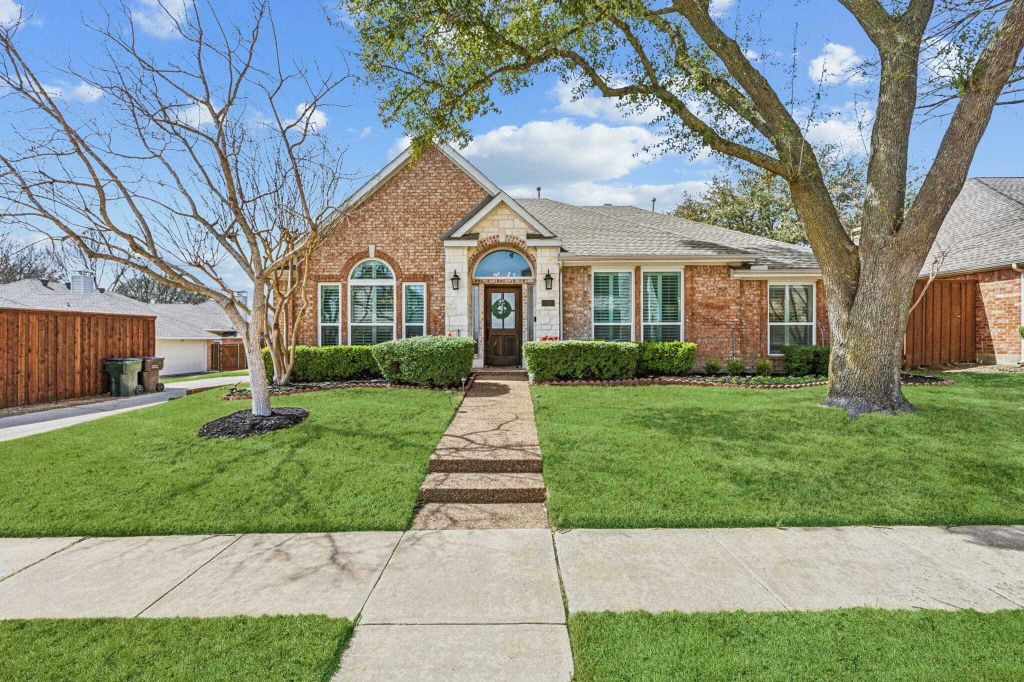 Property photo 1 of 31
