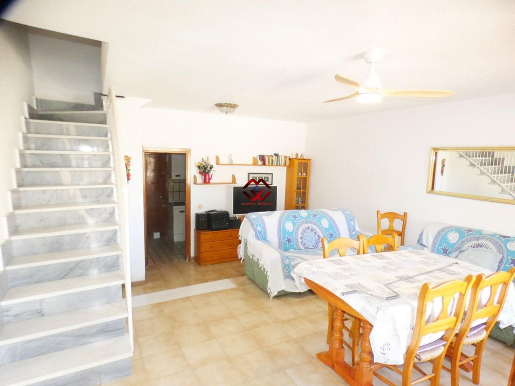 Property photo 3 of 34
