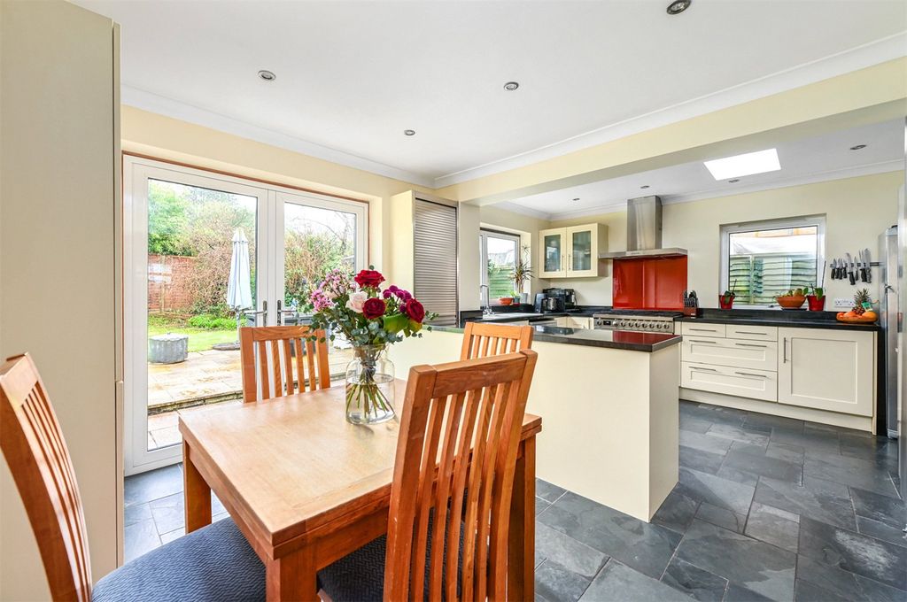 Property photo 2 of 18 Picture No. 03