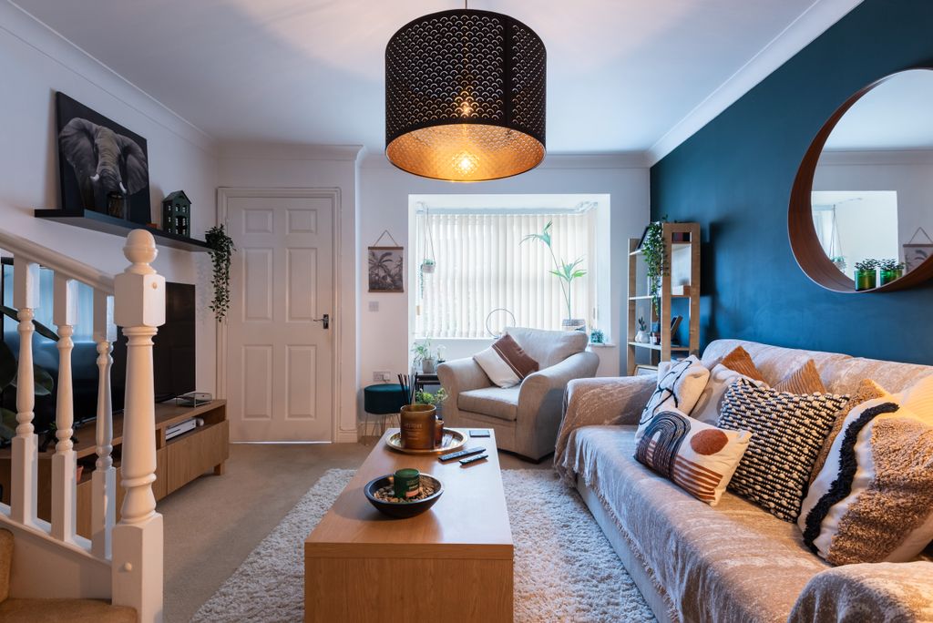 Property photo 3 of 19