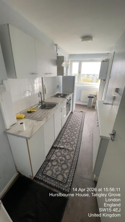 Property photo 3 of 6