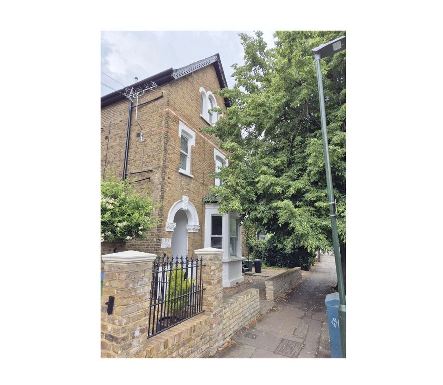 Property photo 1 of 5