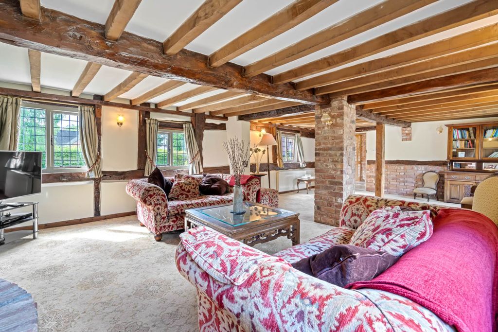 Property photo 3 of 42