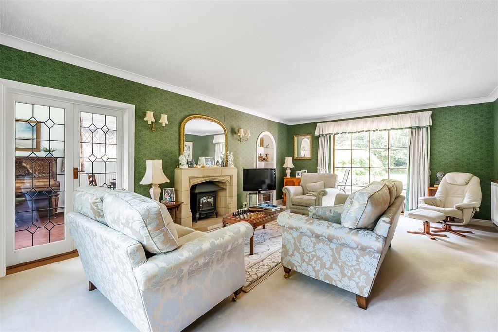 Additional image 9 of 3 bed detached house for saleWoodhurst Park, Oxted RH8