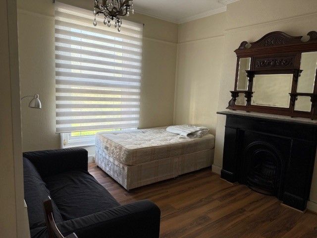 Property photo 2 of 4