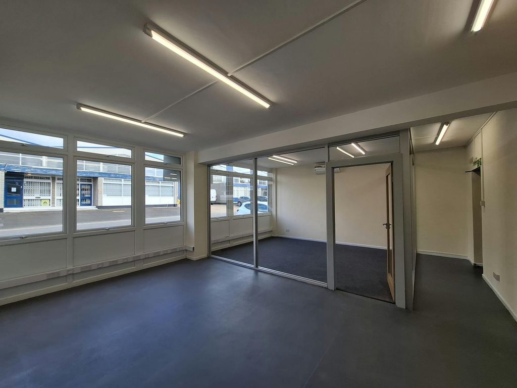 Property photo 3 of 3 5473.Jpg