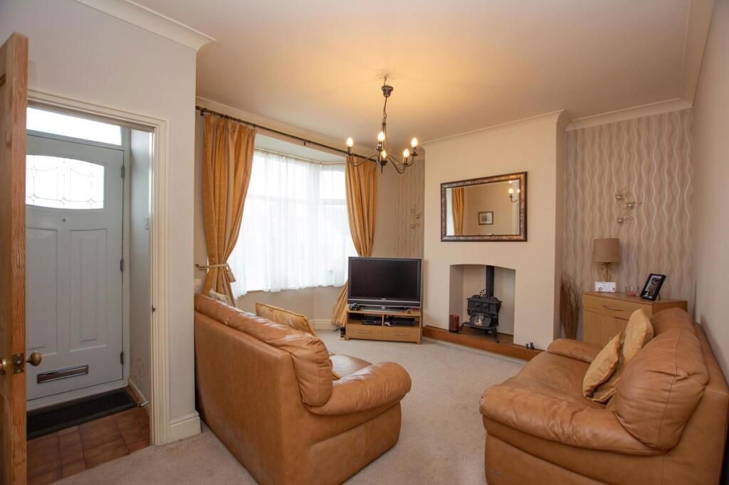 Property photo 3 of 18 Lounge.Jpeg