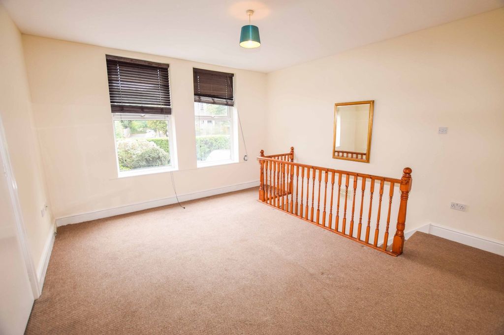 Property photo 2 of 9 Picture No. 05
