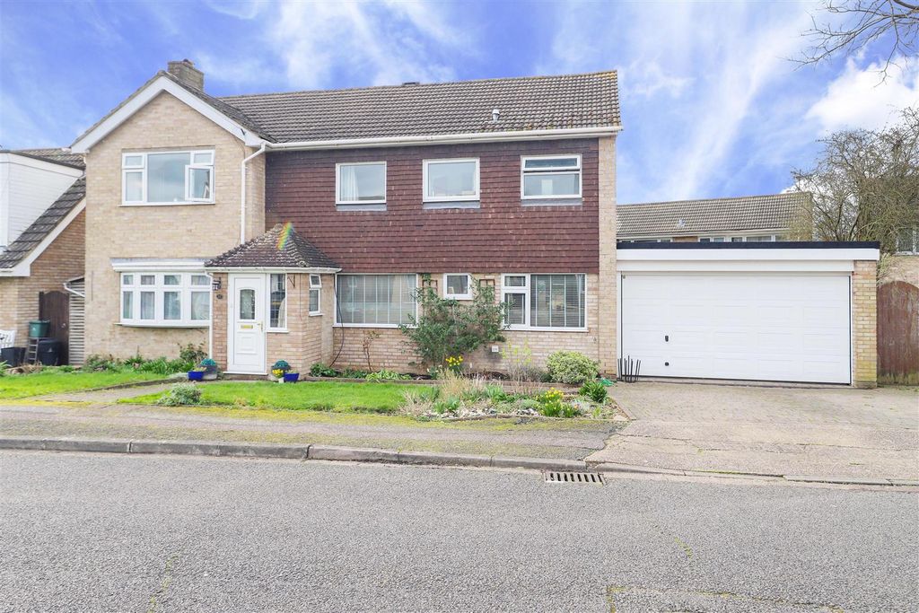 Property photo 1 of 16