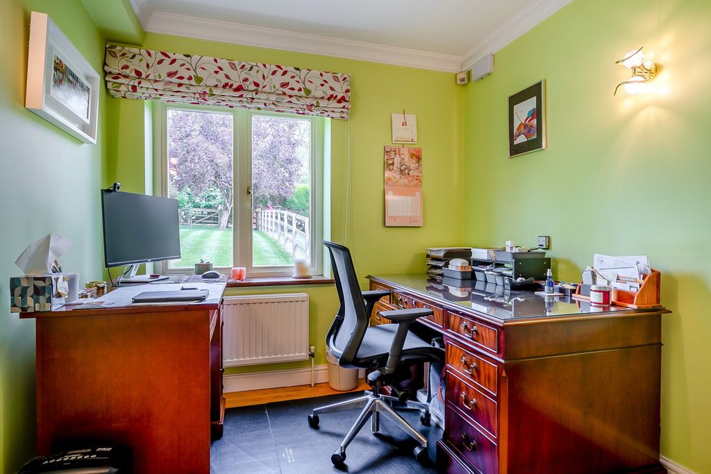 Additional image 18 of 5 bed detached house for saleHigh Street South, Tiffield, Towcester Northamptonshire NN12