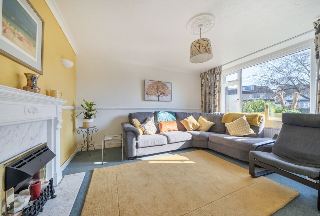 Property photo 2 of 16 1432332-15-69Bc16...