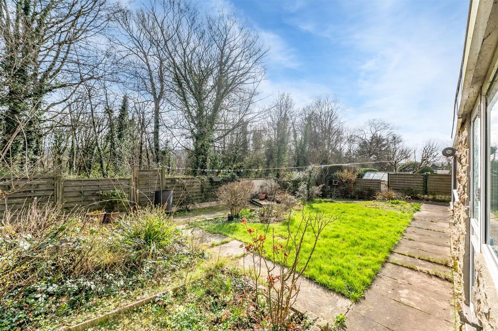 Property photo 2 of 27 Rear Garden