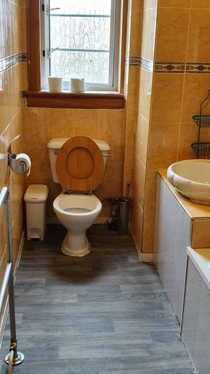 Property photo 3 of 9