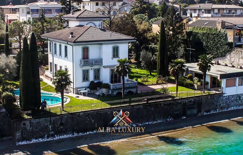 Property photo 1 of 32