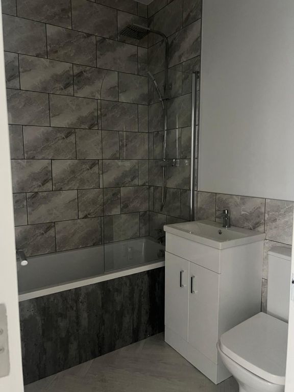 Property photo 3 of 3