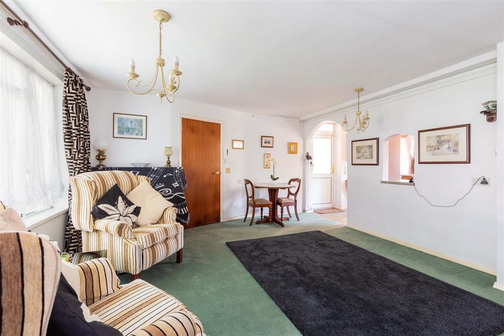 Property photo 2 of 15 28 Spackmans Way-12.Jpg