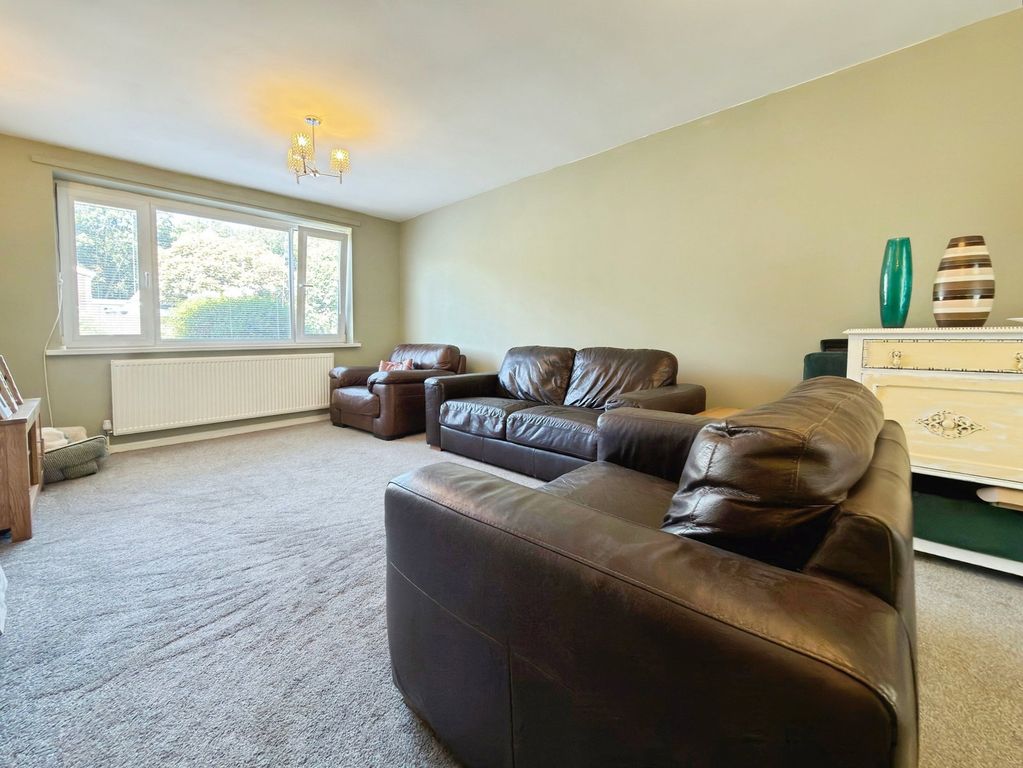 Property photo 3 of 31
