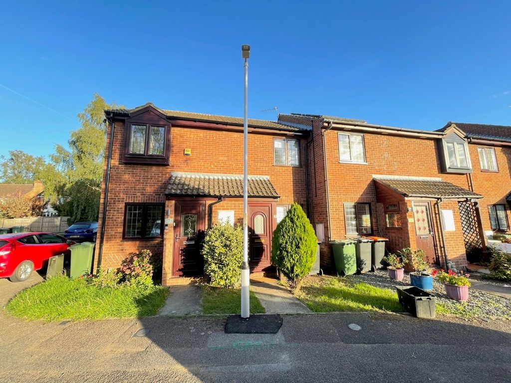 Property photo 1 of 7 4300880