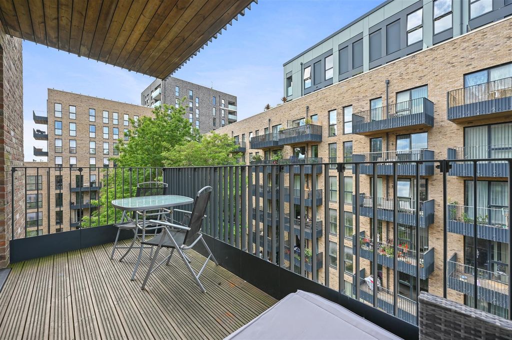 Property photo 2 of 12 Ar - Dickinson Court1.Jpg