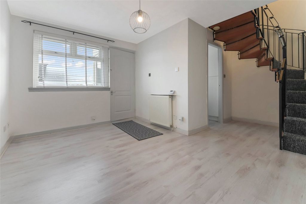 Property photo 1 of 13 Picture No. 01