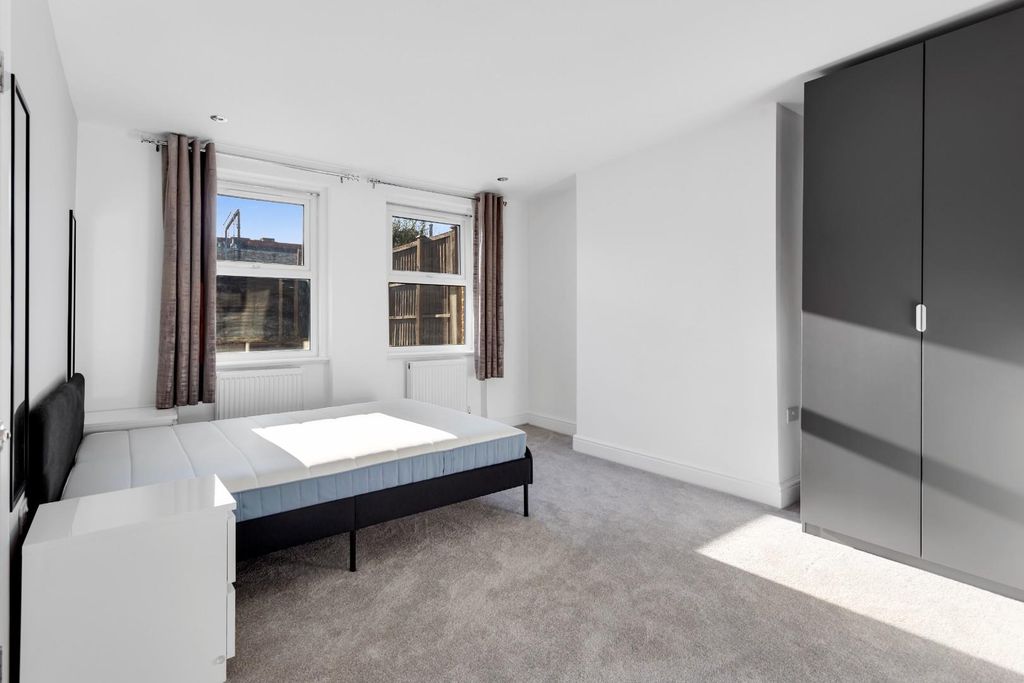 Property photo 2 of 14 Img_4701.Jpg