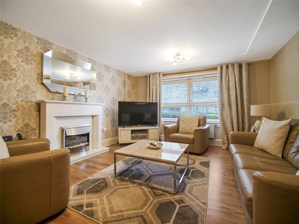 Property photo 2 of 19 Picture No. 05