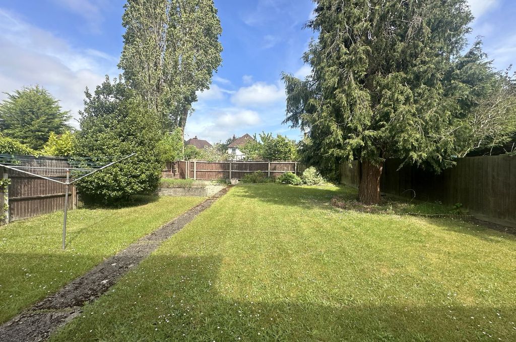 Property photo 3 of 20